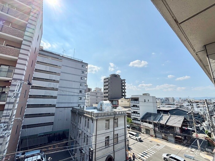 物件内観写真18　(室内からの展望)