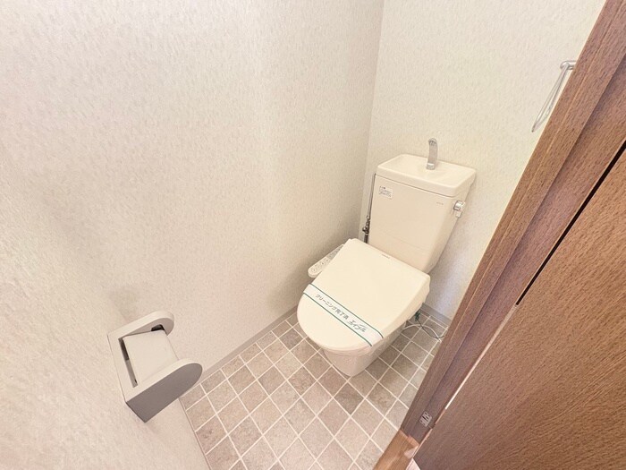 物件内観写真13　(トイレ)