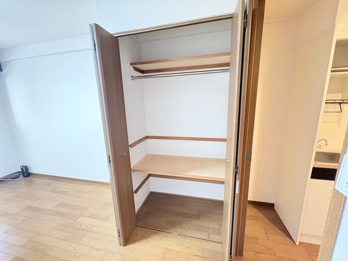 物件内観写真15　(収納)