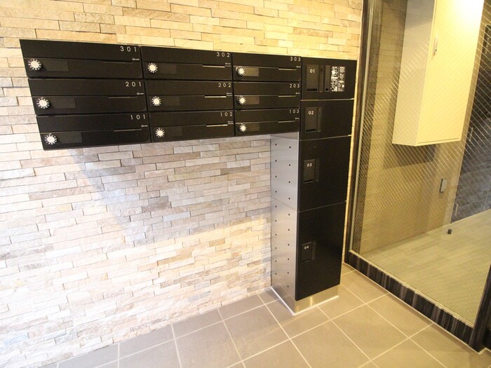 物件外観写真4　(建物設備)