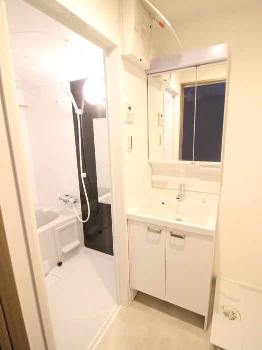 物件内観写真12　(洗面)