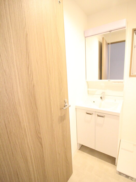 物件内観写真13　(洗面)