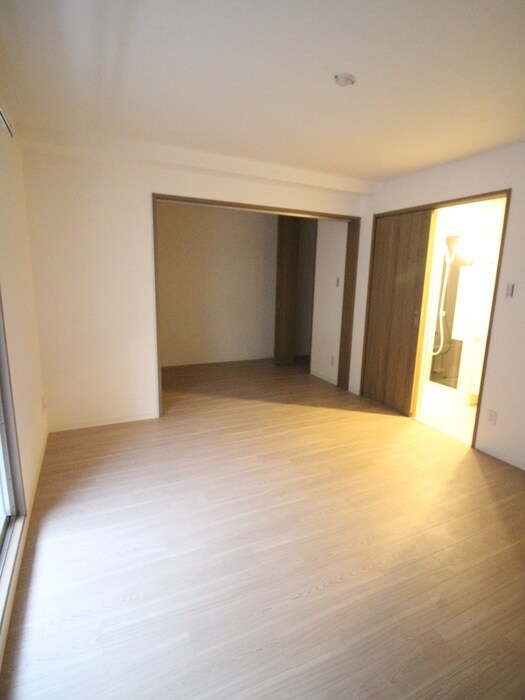 物件内観写真18　(居室)