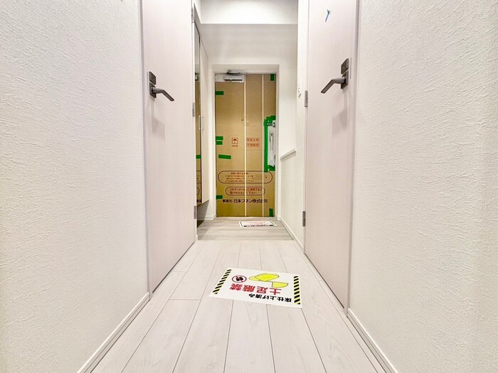 物件内観写真9　(廊下)