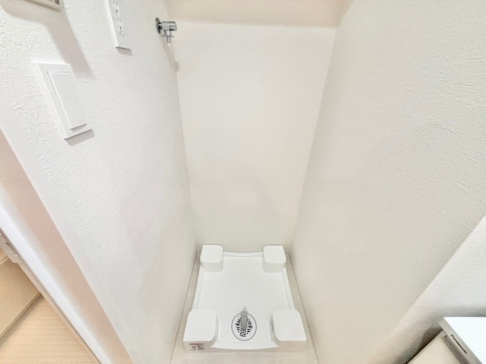 物件内観写真12　(洗濯機置場)