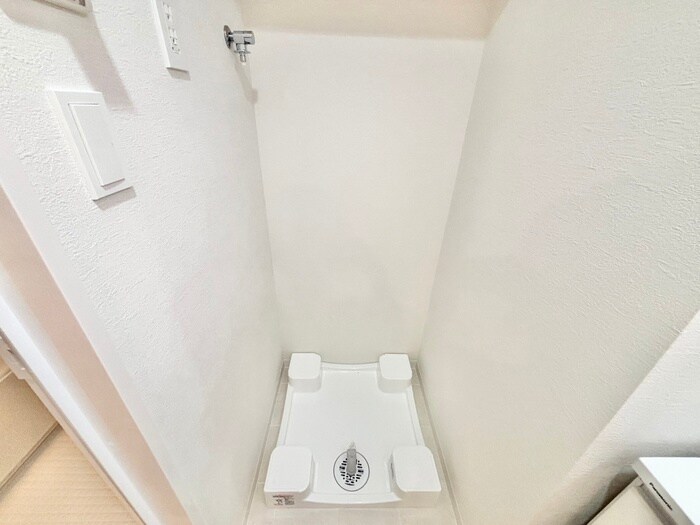 物件内観写真13　(洗濯機置場)