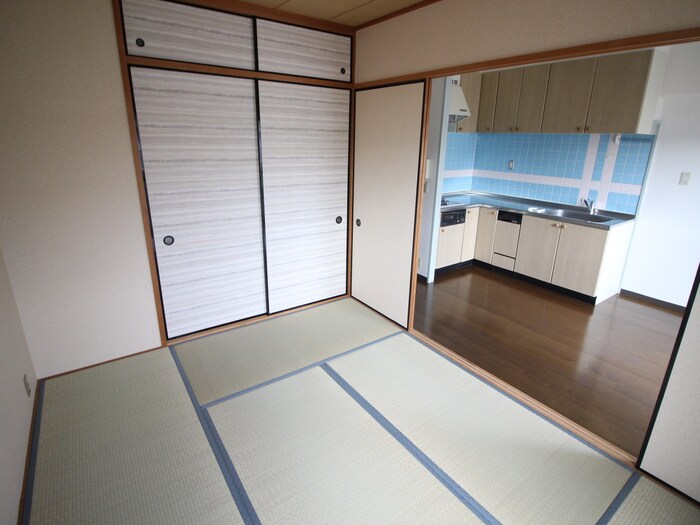 物件内観写真11　(居室)