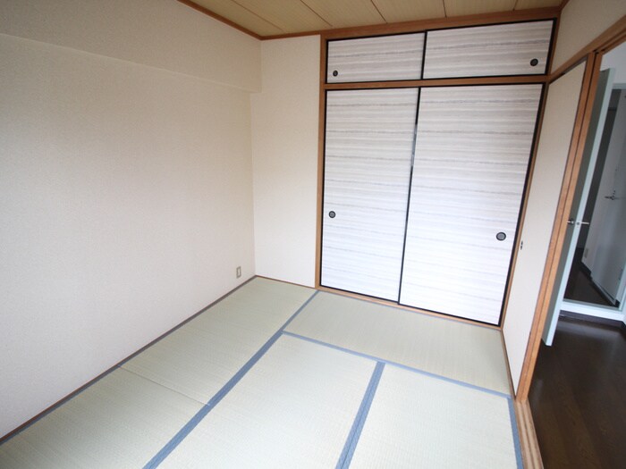 物件内観写真21　(居室)