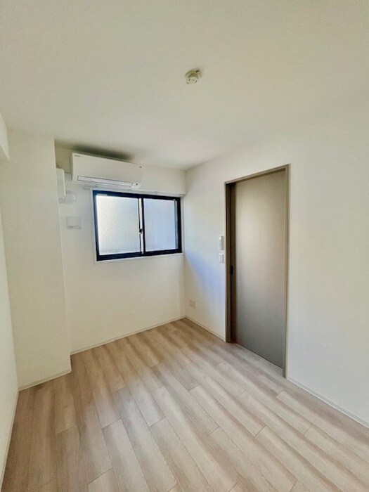 物件内観写真15　(居室)