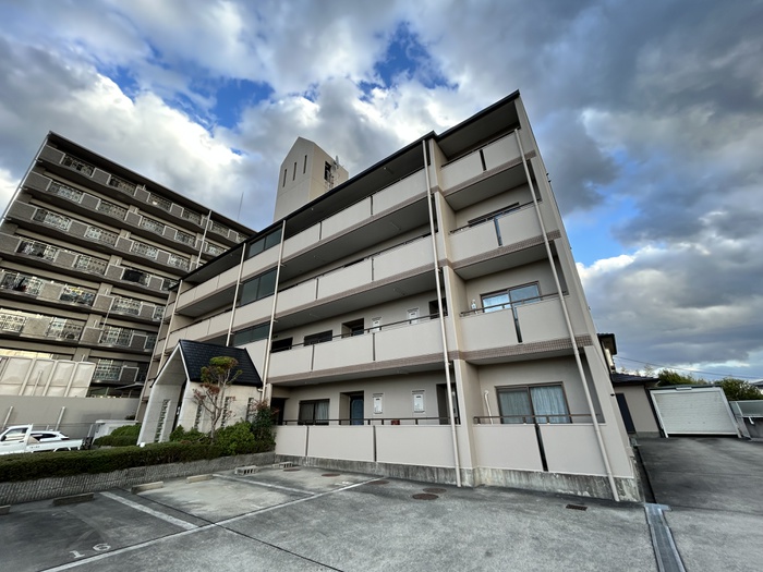 サン春日第３マンション