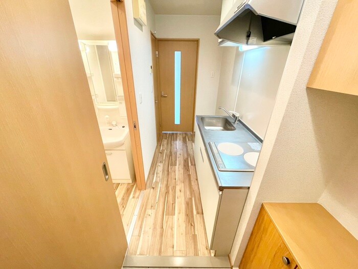 物件内観写真19　(廊下)