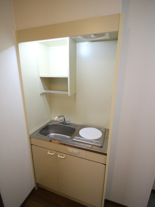 物件内観写真8　(居室)