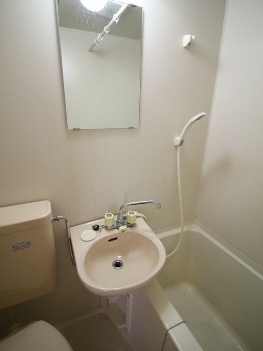 物件内観写真11　(洗面)