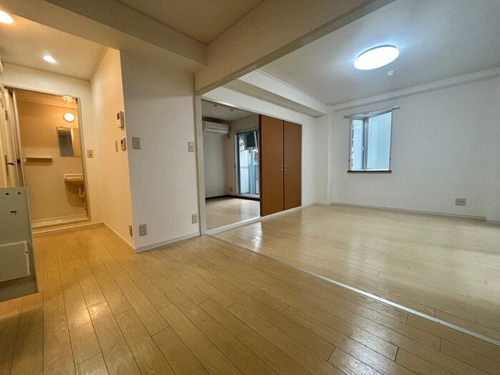 物件内観写真9　(居室)