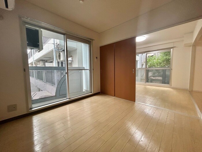 物件内観写真12　(居室)