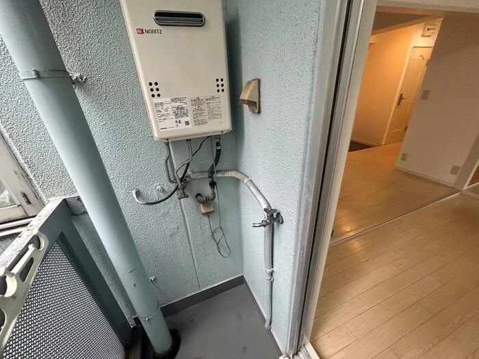 物件内観写真20　(洗濯機置場)