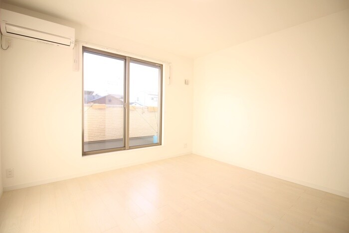 物件内観写真6　(居室)