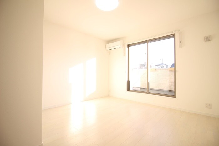 物件内観写真12　(居室)