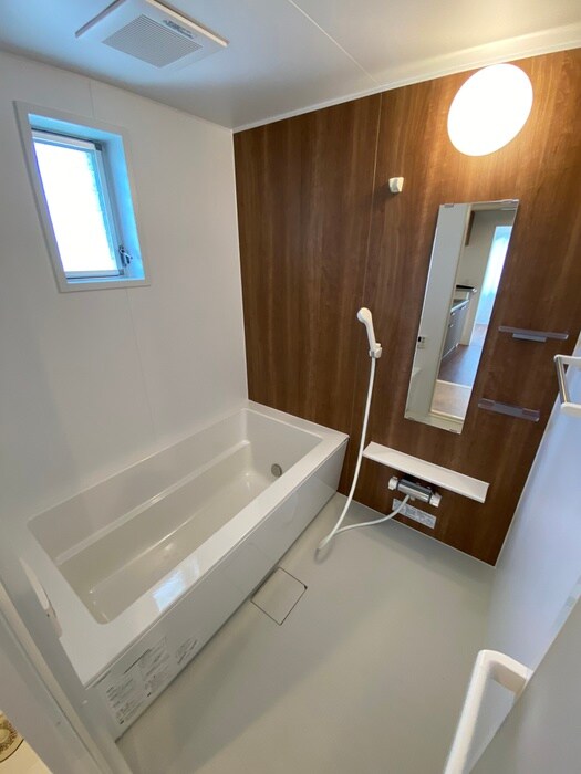 物件内観写真10　(バス／シャワールーム等)