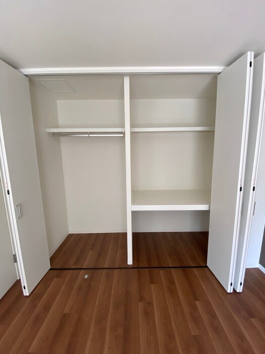 物件内観写真16　(収納)