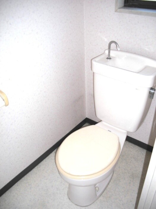 物件内観写真7　(トイレ)