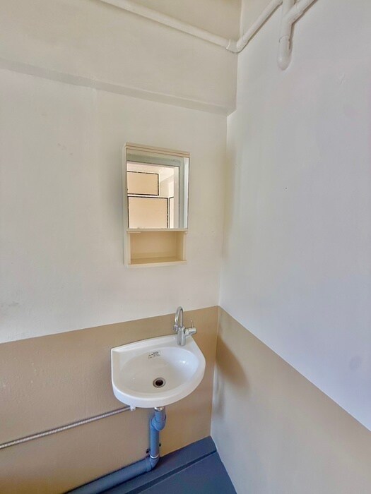 物件内観写真12　(洗面)