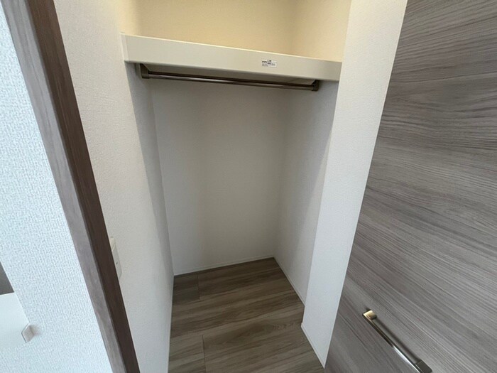 物件内観写真13　(収納)