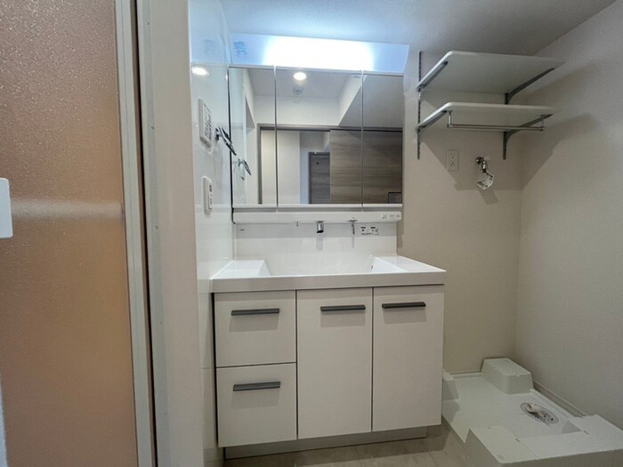 物件内観写真15　(洗面)