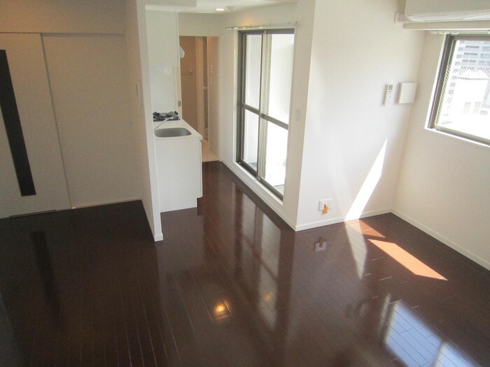 物件内観写真8　(居室)