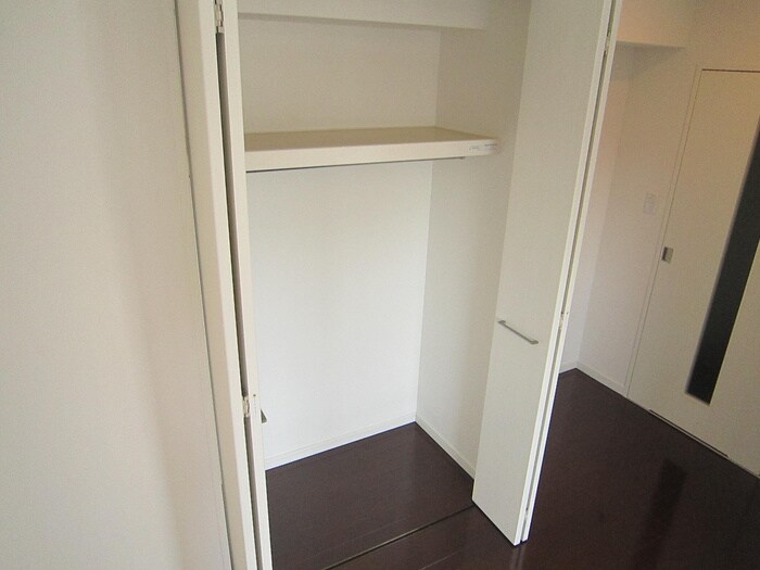 物件内観写真16　(収納)