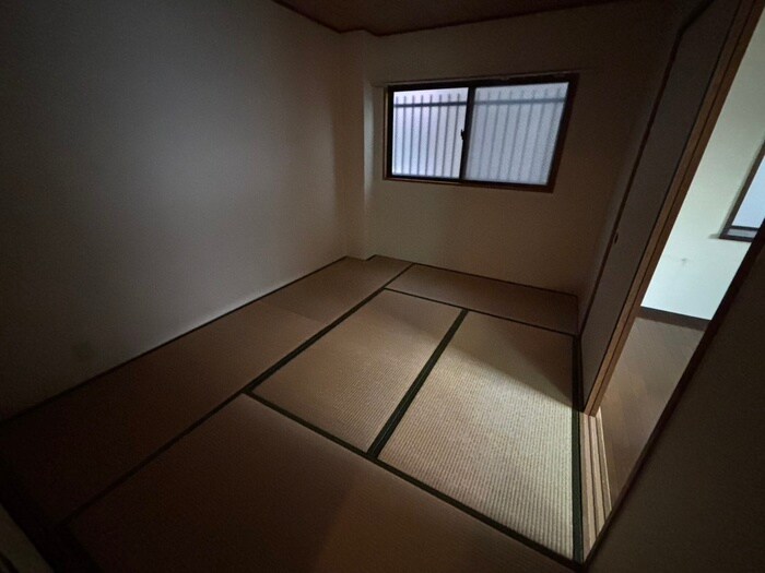 物件内観写真10　(居室)