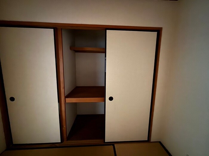 物件内観写真18　(収納)