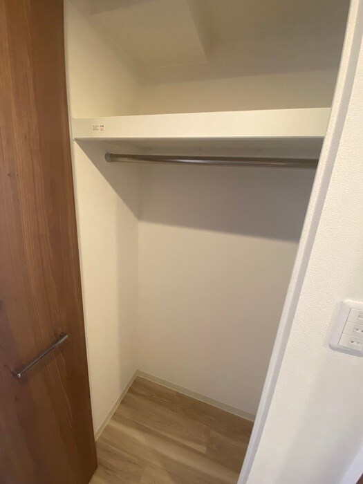 物件内観写真12　(収納)
