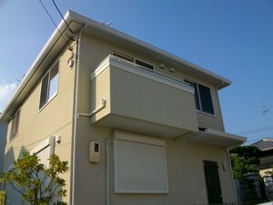 西平町貸家B外観写真