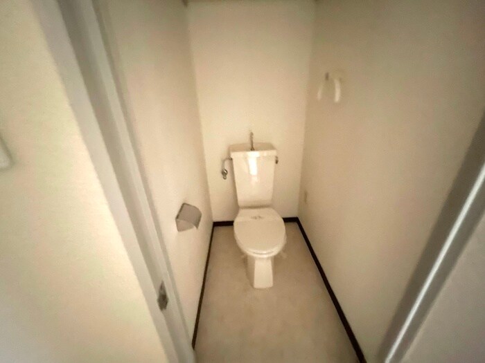 物件内観写真12　(トイレ)