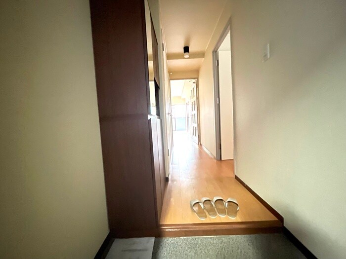 物件内観写真19　(廊下)