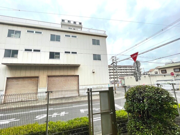 物件内観写真22　(室内からの展望)