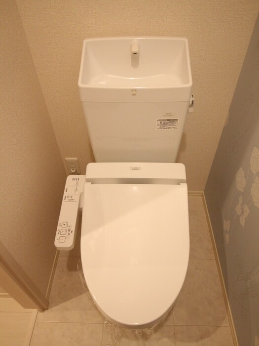 物件内観写真8　(トイレ)