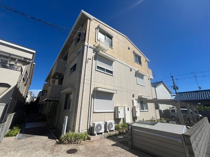 物件外観写真4　(外観写真)