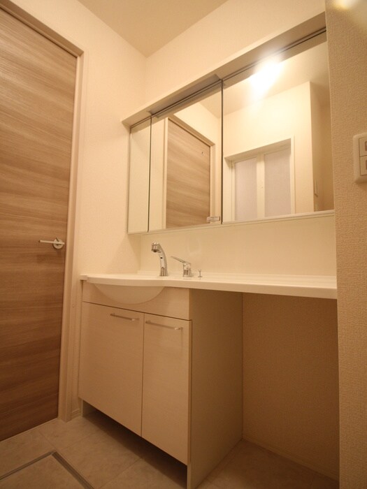 物件内観写真14　(洗面)