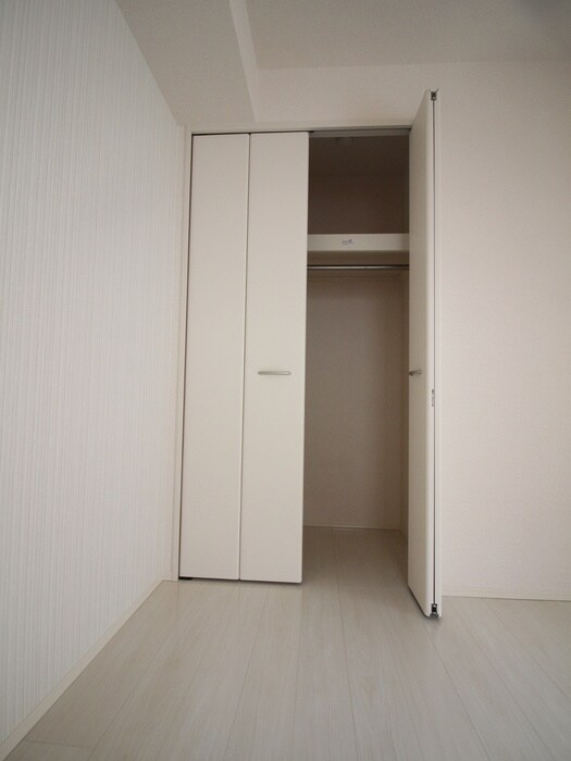 物件内観写真16　(収納)