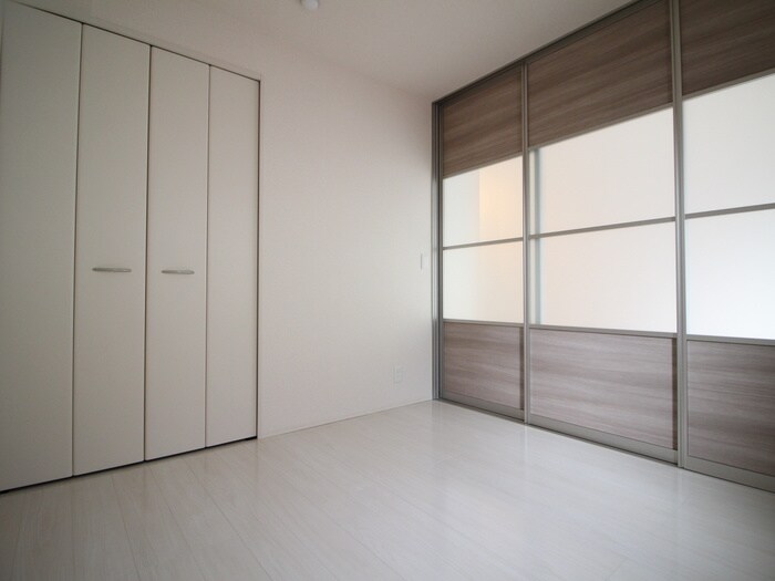 物件内観写真18　(居室)