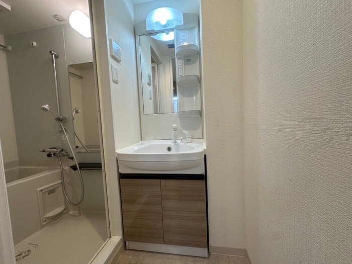 物件内観写真9　(洗面)