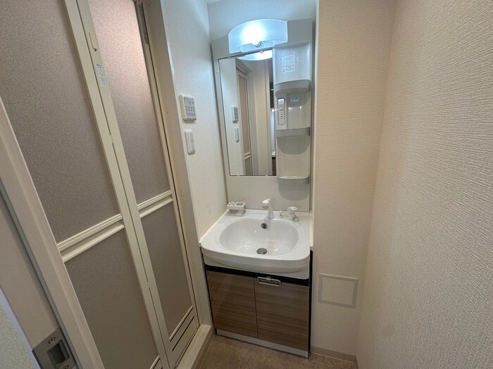 物件内観写真10　(洗面)