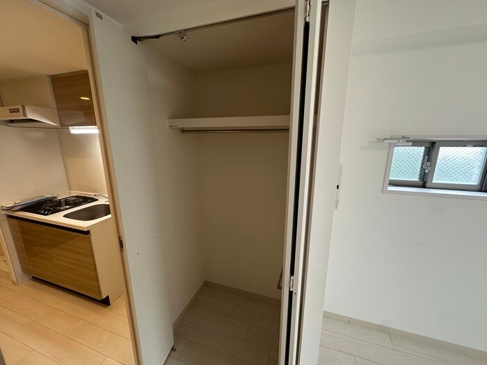 物件内観写真18　(収納)