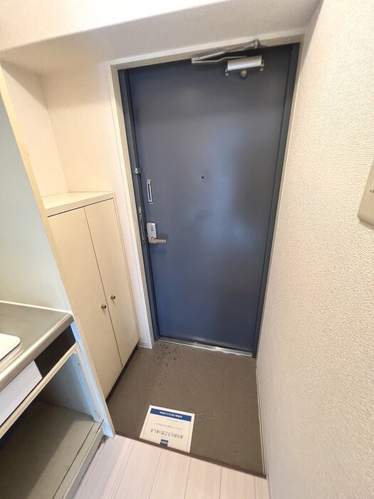 物件内観写真17　(玄関)