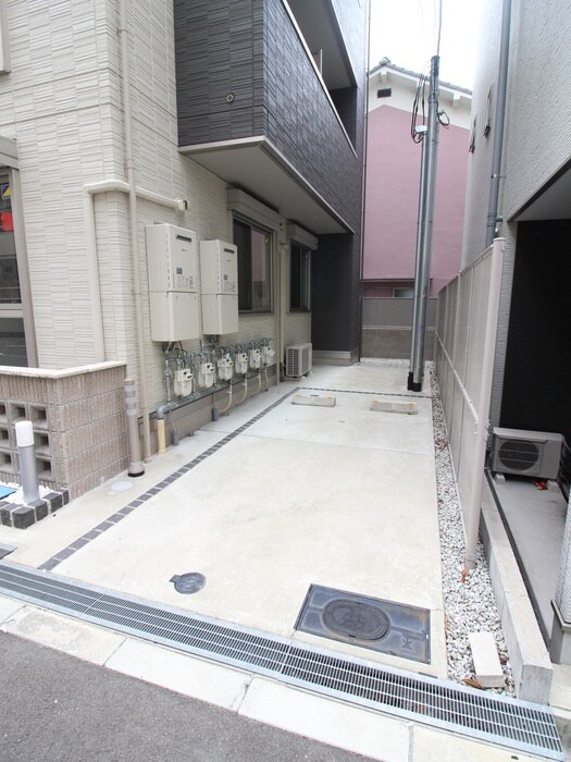 物件外観写真5　(駐輪場)