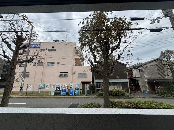 物件内観写真22　(室内からの展望)