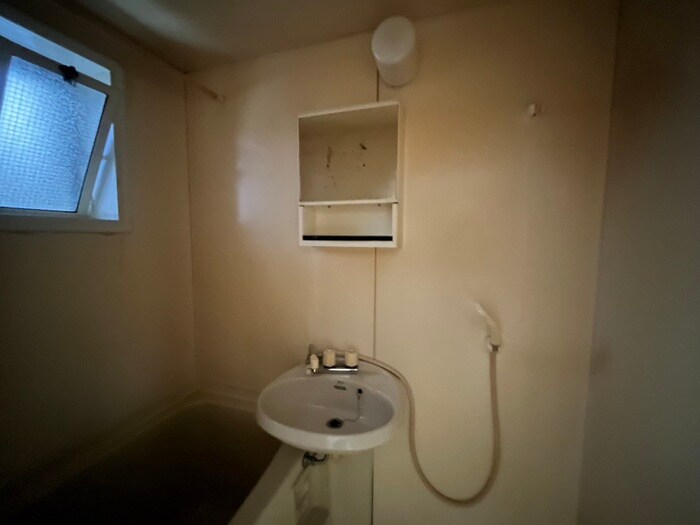 物件内観写真11　(洗面)