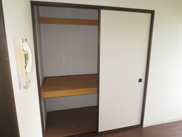 物件内観写真11　(収納)